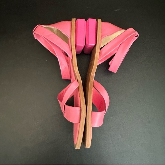 Franco Sarto Sandal Parker Ankle Strap Pink Leather Women 9M Spring Shoes NEW - Picture 6 of 8